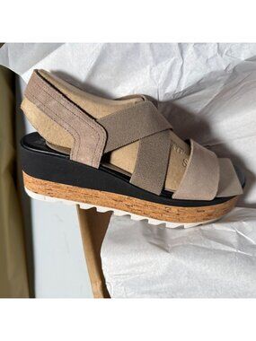 Sorel Women's Cameron Round Toe Wedge Slip on Beige US 7.5 NEW